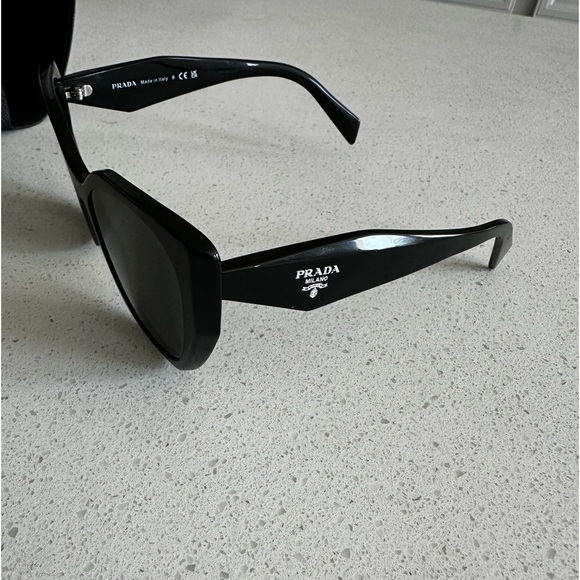 Prada Sunglasses - Picture 2 of 6